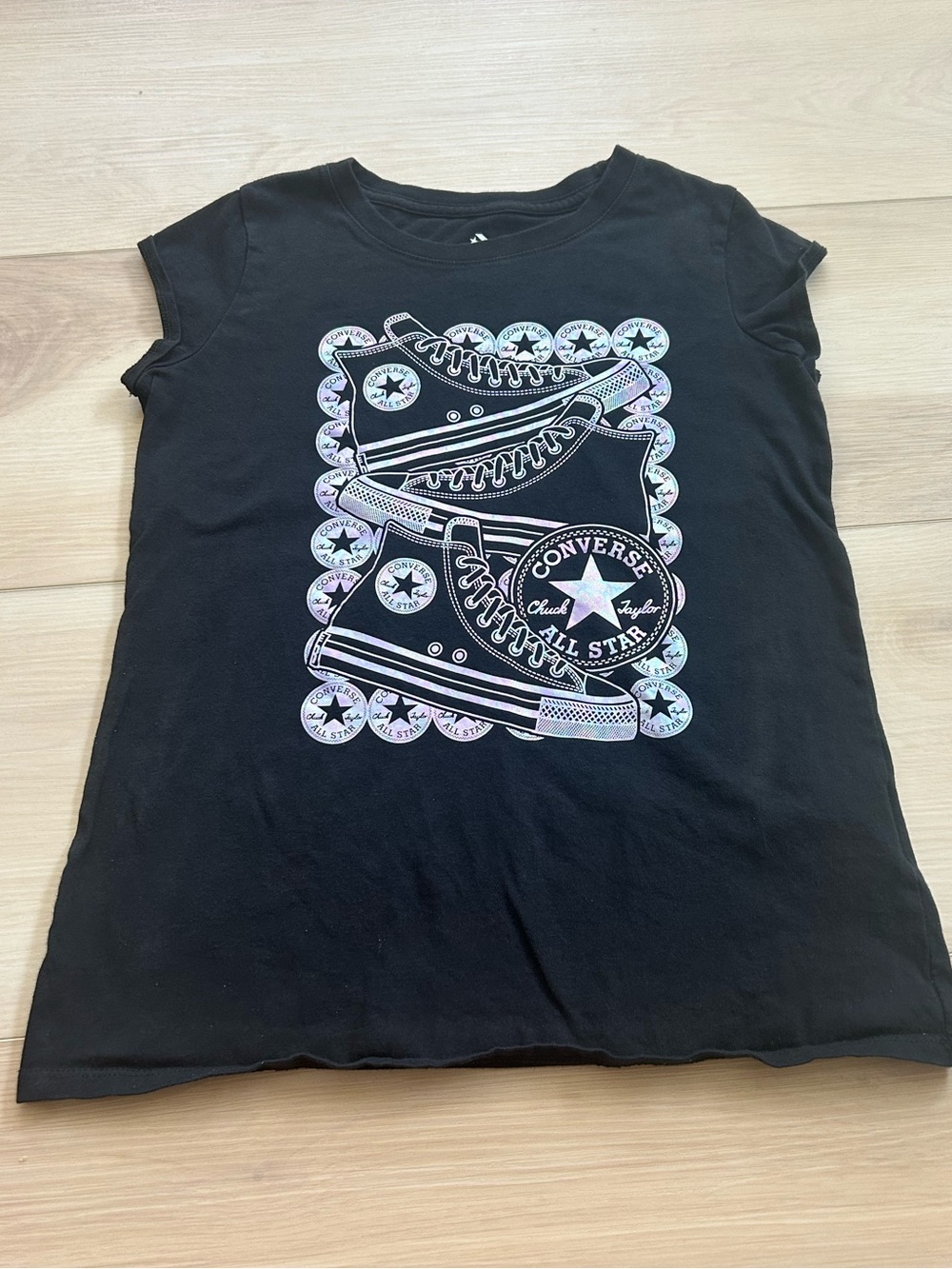 Girls Converse Chuck Taylor All Star t-shirt - size large